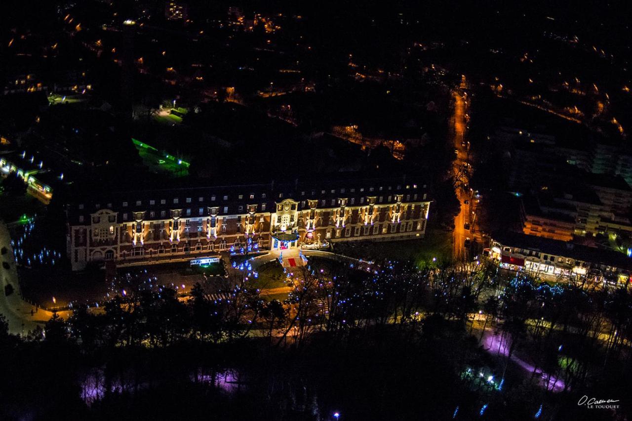 Hôtel Barrière Le Westminster Le Touquet Esterno foto The 2015 edition of the festival